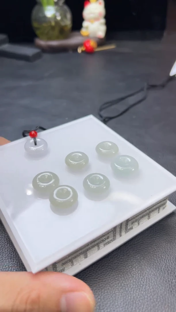 【闪购商品】翡翠颈饰未镶嵌SQ10226多样性发一件