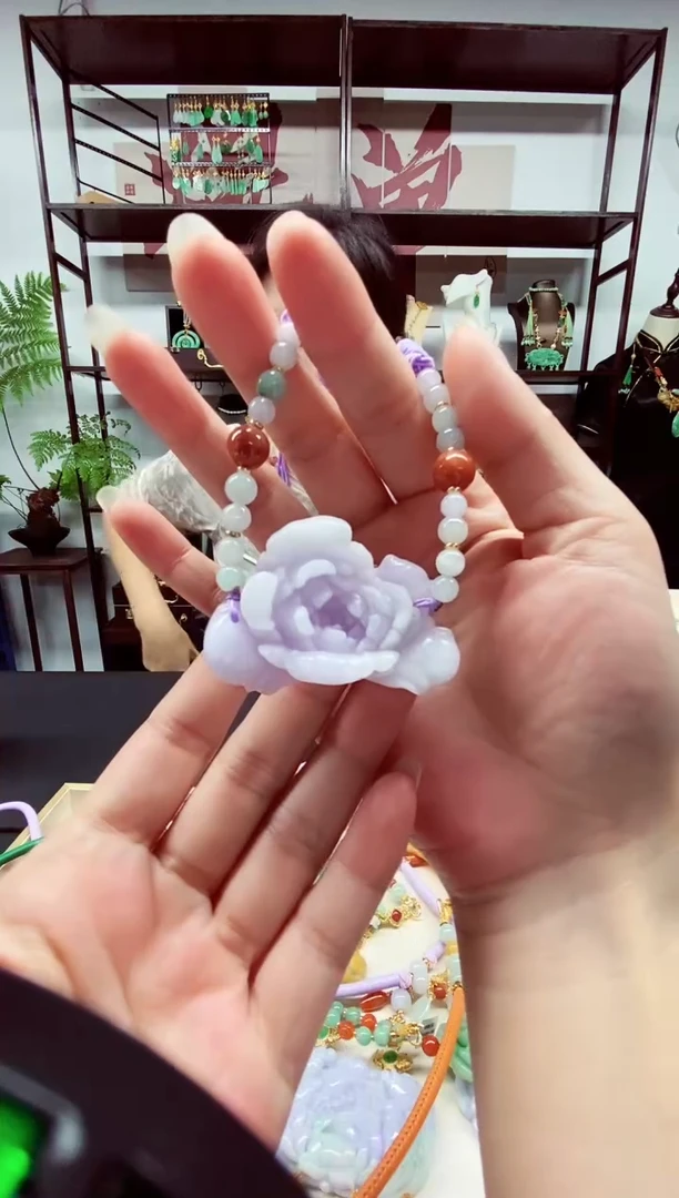 翡翠未镶嵌吊坠(不含链)翡翠吊坠