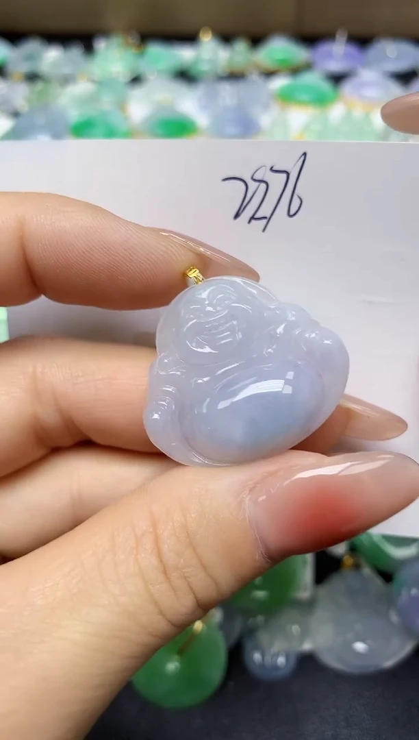 翡翠18K金镶嵌颈饰 天然缅甸翡翠A货