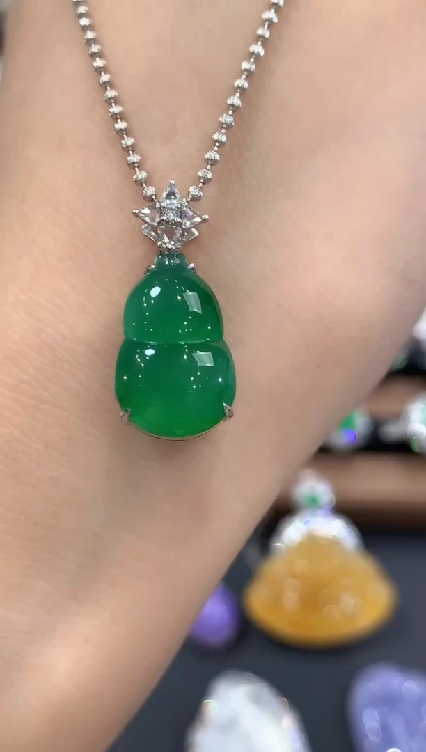 吊坠(不含链)18K金镶嵌翡翠q89