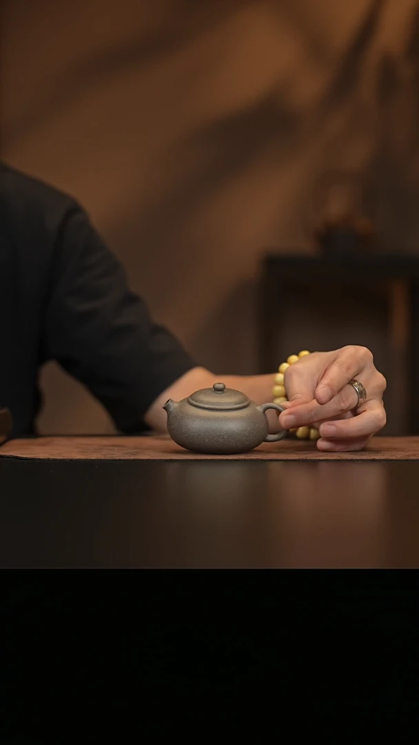 允禾斋  紫砂壶  元宝