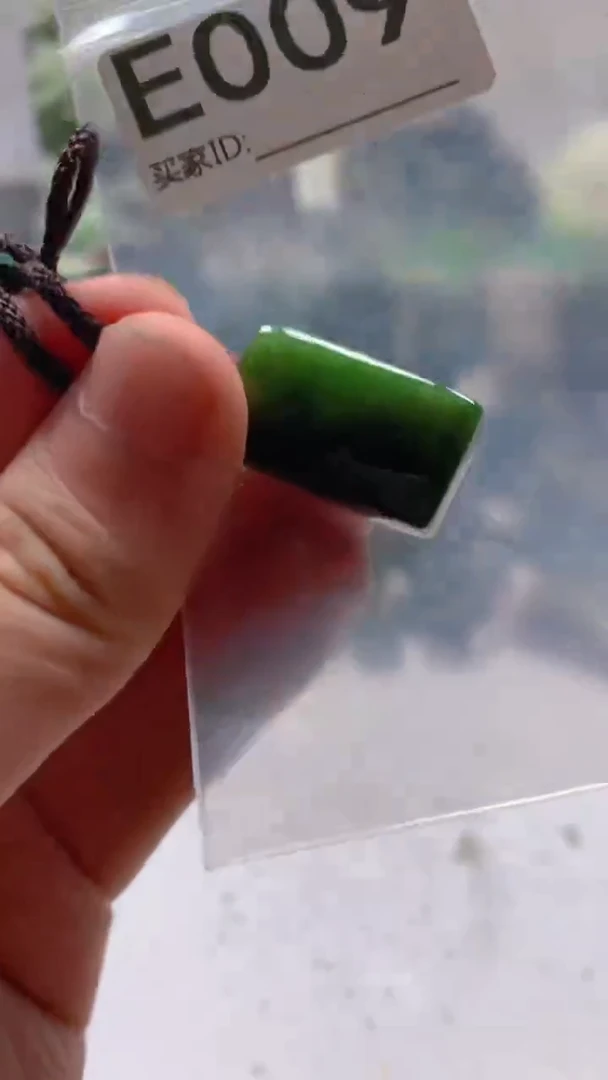 和田玉未镶嵌珠宝半成品1