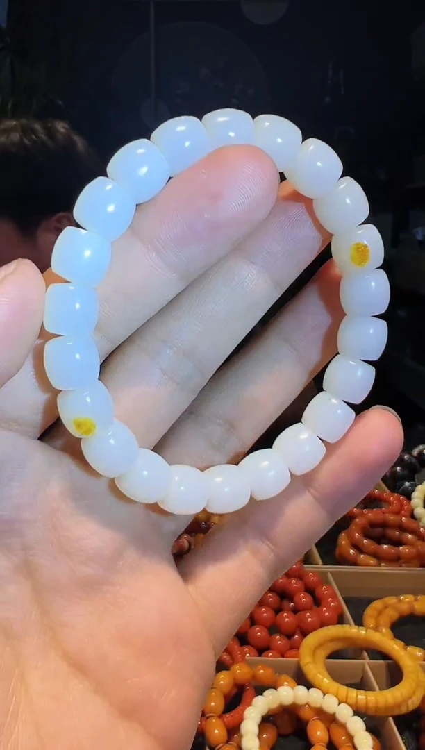 手串未镶嵌和田玉单圈10+