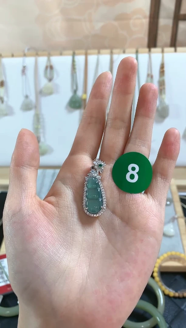 翡翠未镶嵌颈饰吊坠4