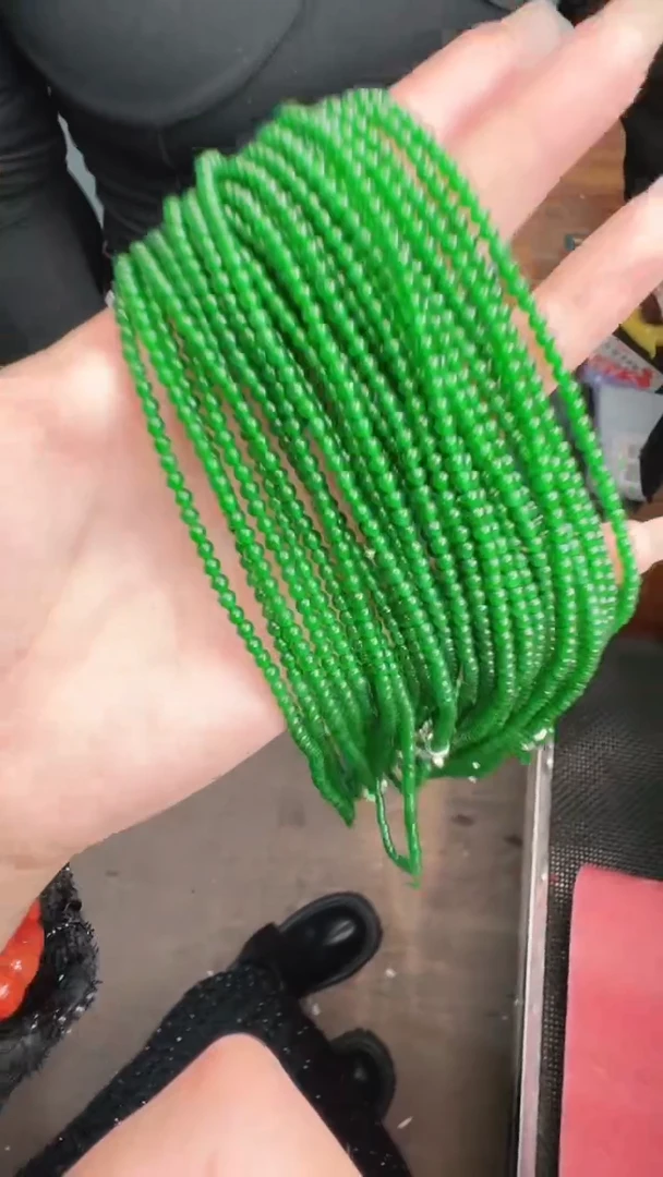 未镶嵌定制翡翠A货有轻微色差属于正常现象，珠串多样性发货1