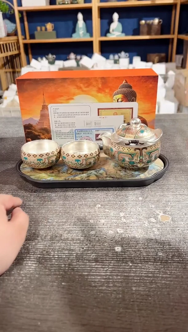 【闪购商品】其他宋瑜饕鬄唐卡手抓鎏银壶+2杯+茶盘