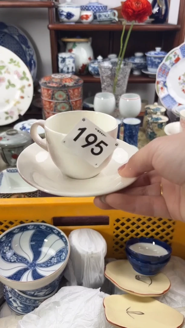 【闪购商品】瓷片195.............