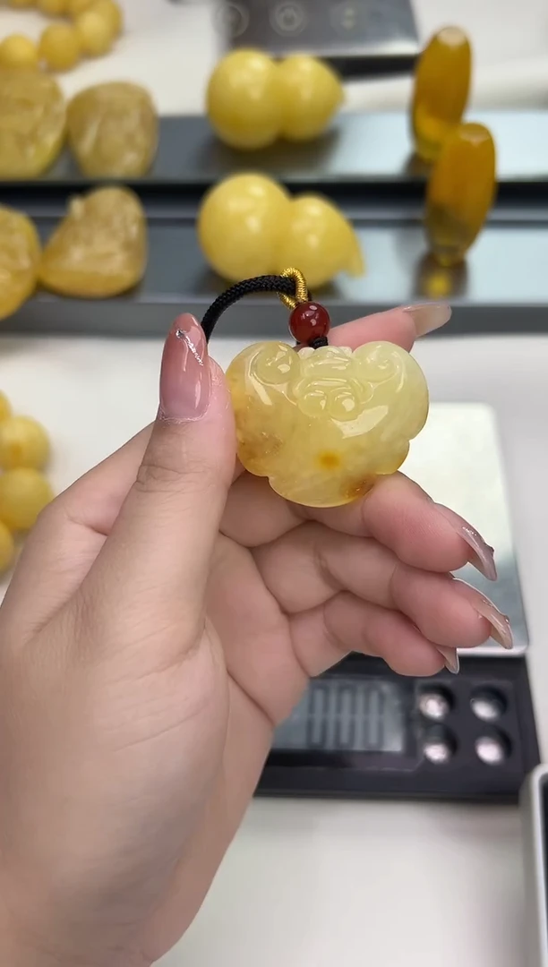 裸石琥珀未镶嵌琥珀蜜蜡吊坠