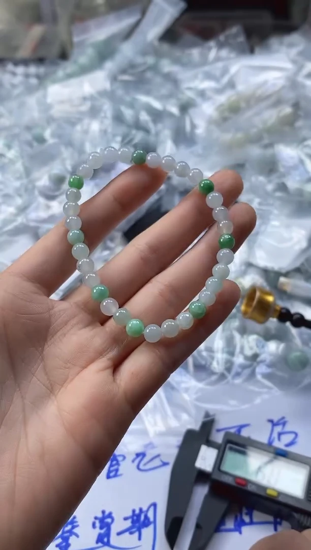 未镶嵌定制翡翠天然缅甸A货翡翠，拍一发一