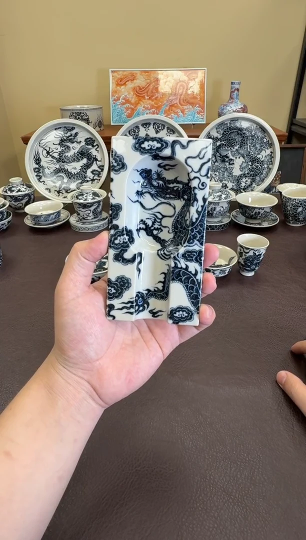 福*二号釉1351龙纹雪茄缸