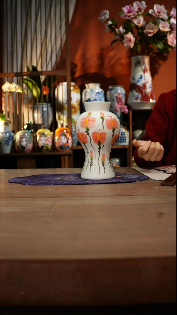 当代景德镇设计师釉下手绘陶瓷花瓶