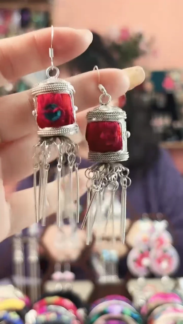 艺枝独绣手工饰品149