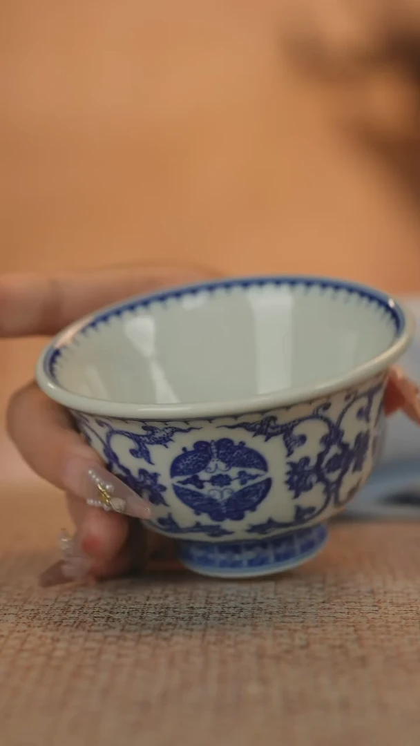 其他景德镇手工手绘团蝶纹压手杯