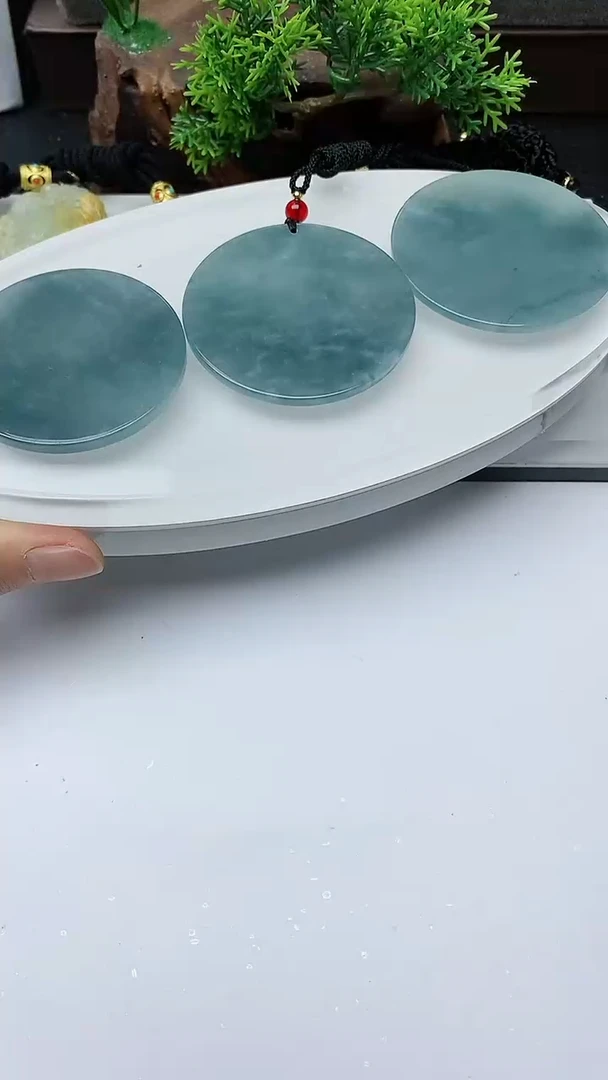 【闪购商品】翡翠颈饰未镶嵌多样性发其一