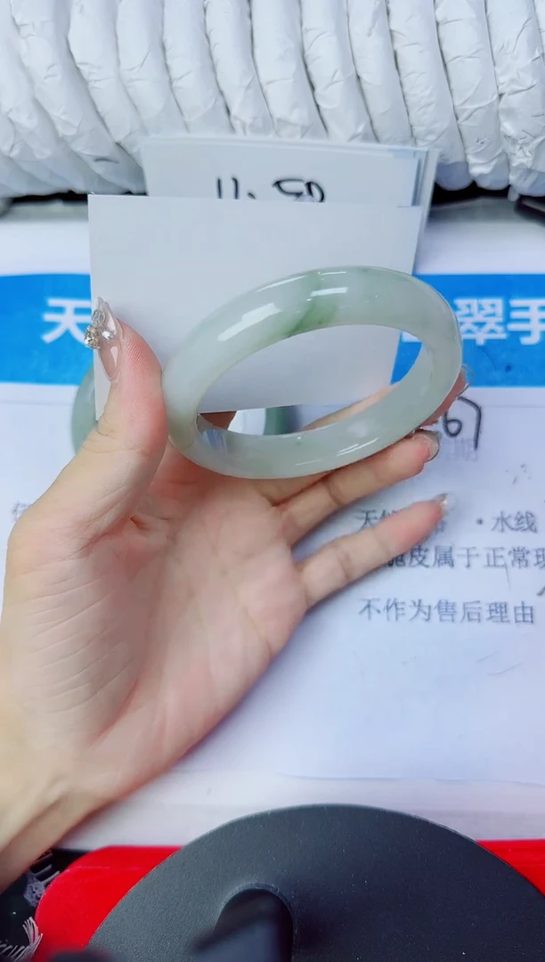 石英质玉手镯未镶嵌61/60.8
