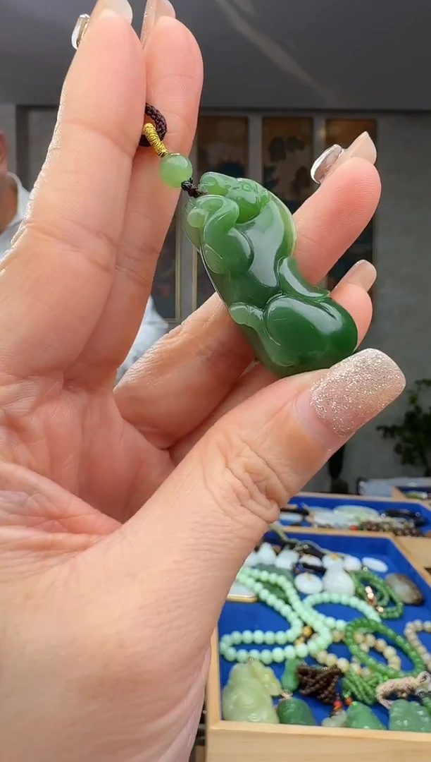 颈饰未镶嵌和田玉拍一发一