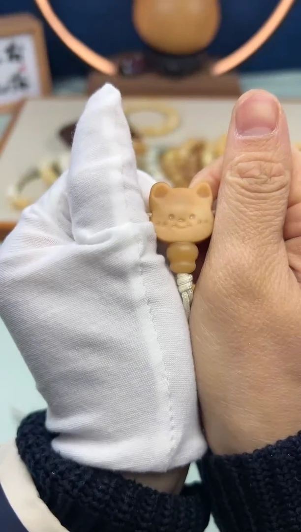 【闪购商品】菩提根/象牙果吊坠风化小熊三通单个1206