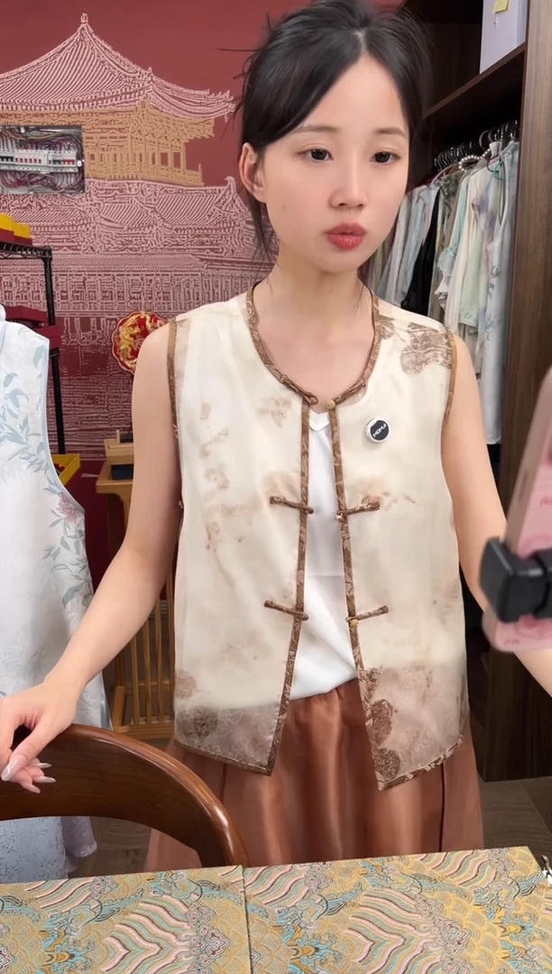刺绣2XL 125-140斤棕色马甲