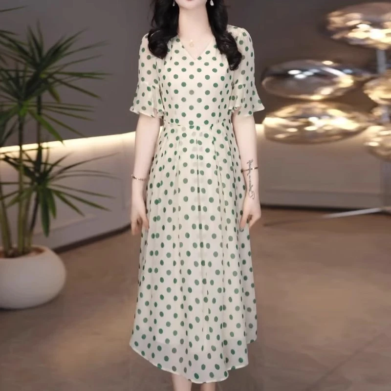 高档时尚波点连衣裙女2025夏新款气质减龄显瘦中长V领裙子1349#