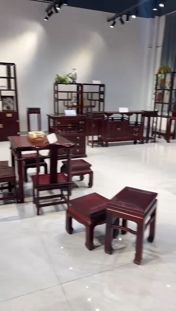 黑酸枝木类储物柜江**玉状元凳一张