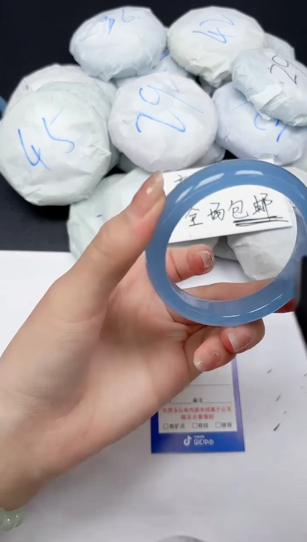 未镶嵌手镯石英质玉A164/5556