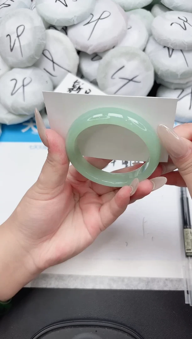 未镶嵌手镯石英质玉166-54.3