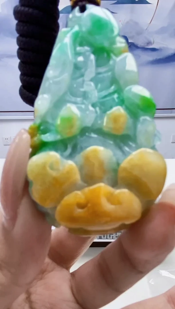 定制翡翠未镶嵌4902xx-毛货挂件65