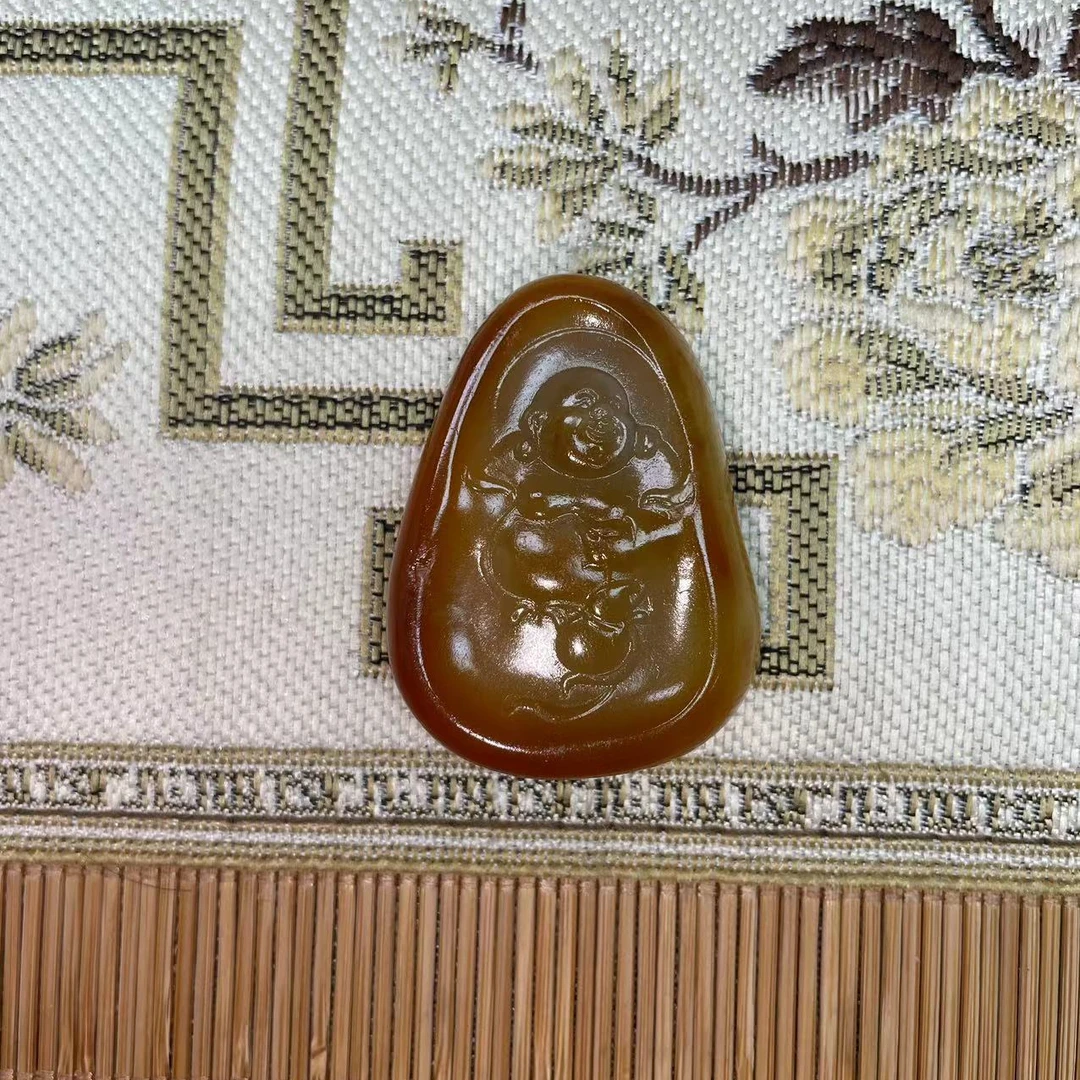 新疆天然和田玉弥勒佛吊坠挂件带证书35克