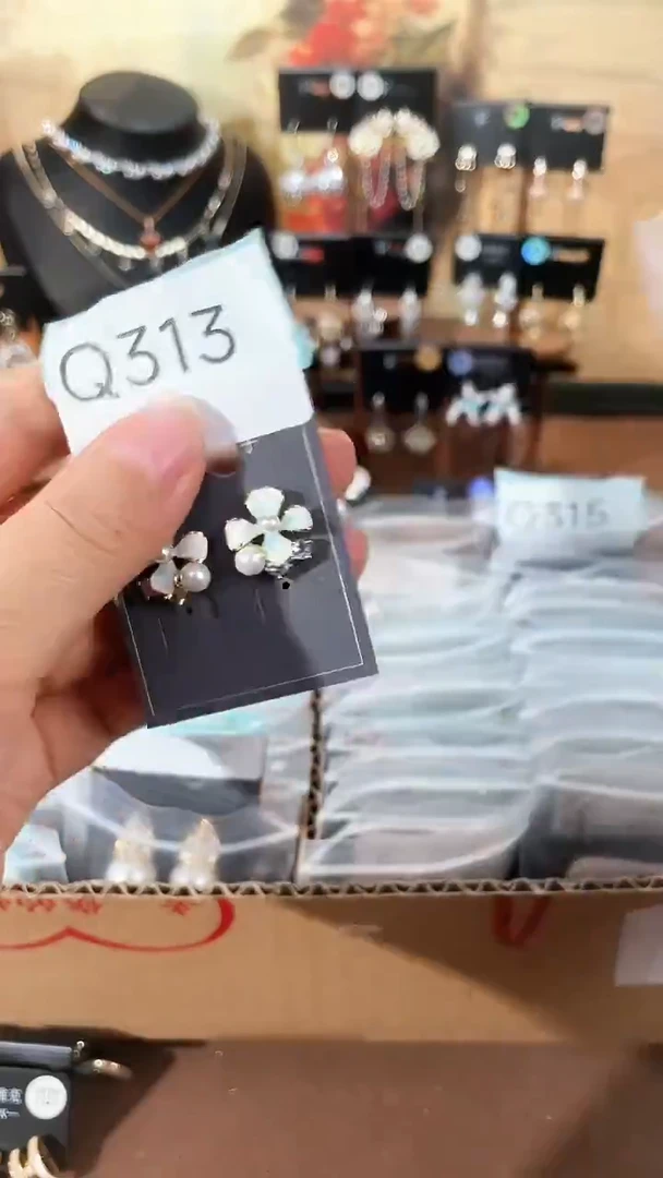 铜合金925银锆石Q313