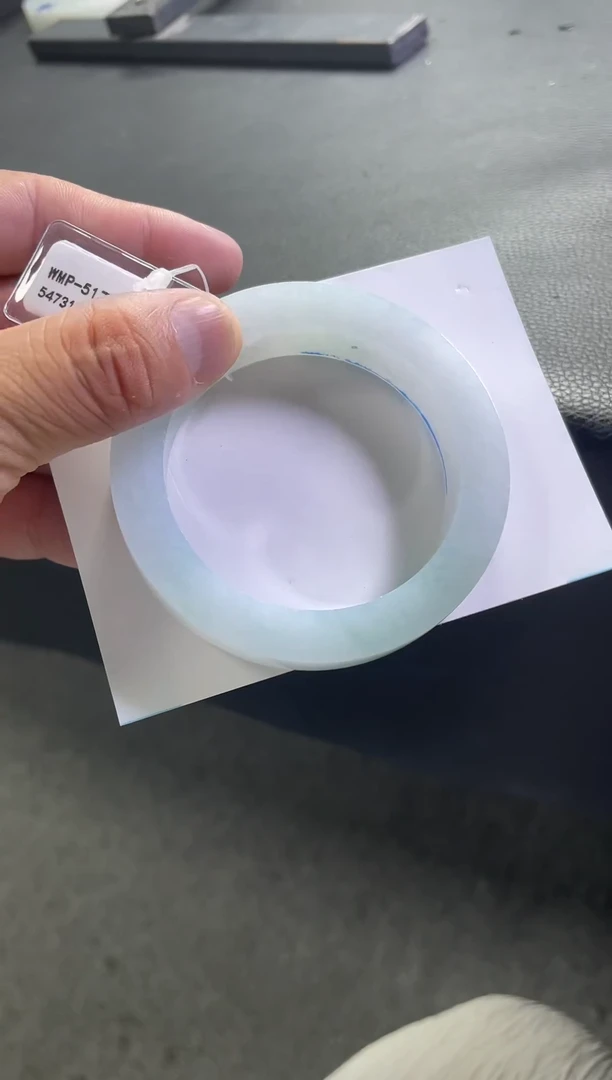 未镶嵌手镯定制翡翠手镯