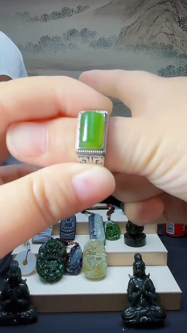 和田玉未镶嵌颈饰1