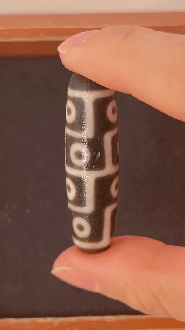 未镶嵌颈饰玛瑙/玉髓钟志明满砂手作折线十二眼44*12.5