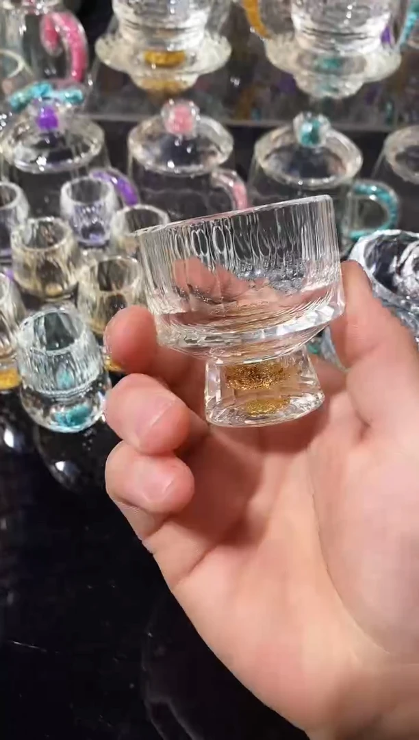 【闪购商品】玺宴新款水晶竖纹一体杯金箔
