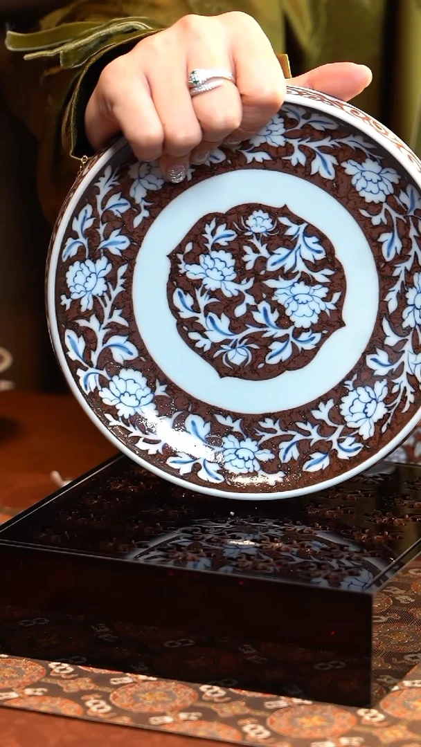 【闪购商品】L元邑青花混底釉里红牡丹壶承