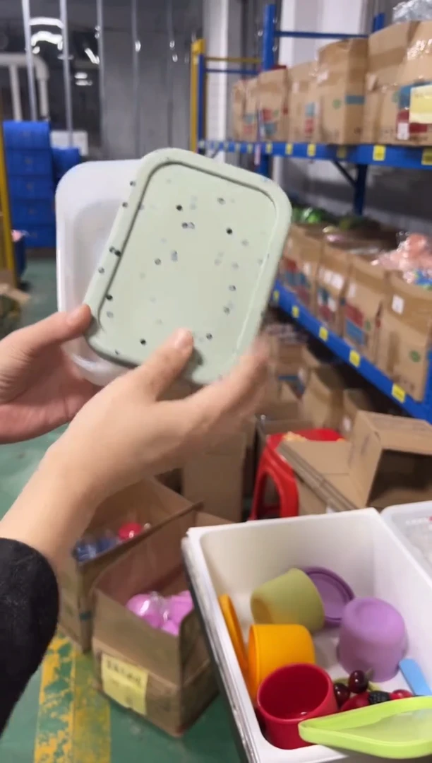 硅胶透底黑点绿盖-700方盒