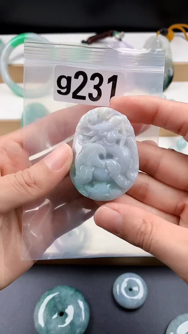 颈饰未镶嵌翡翠天然翡翠珠宝吊坠挂件