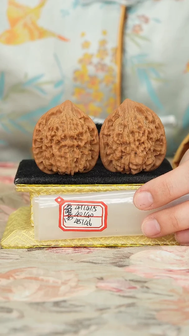 【闪购商品】文玩核桃把件官帽