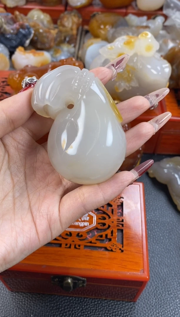 【闪购商品】玛瑙/玉髓手把未镶嵌1