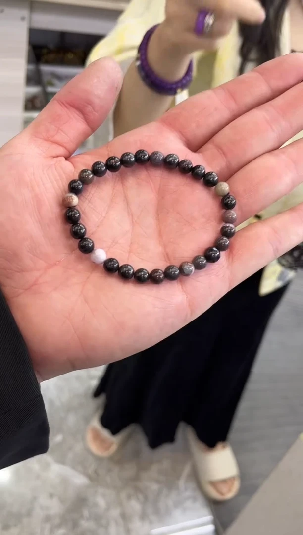 【闪购商品】苏纪石（舒俱来）手串未镶嵌约6mm多样性发一