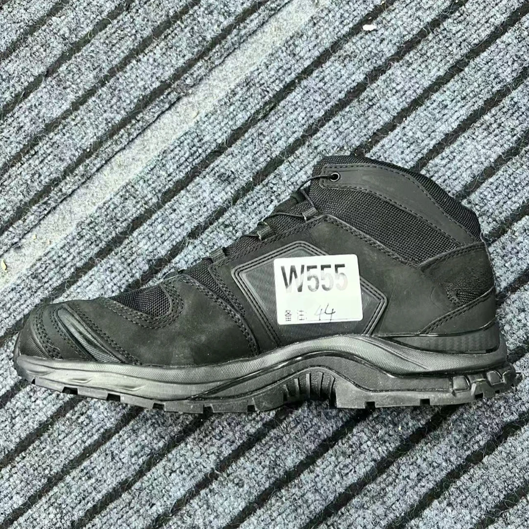 男女户外休闲鞋w555