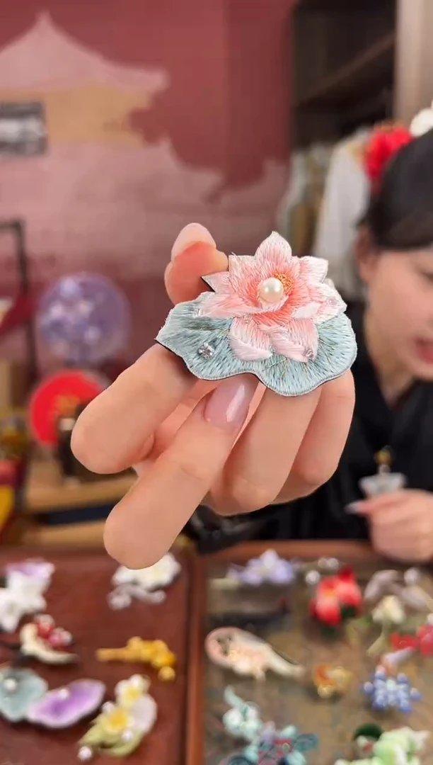 【闪购商品】刺绣苏绣世家非遗手工（胸针）