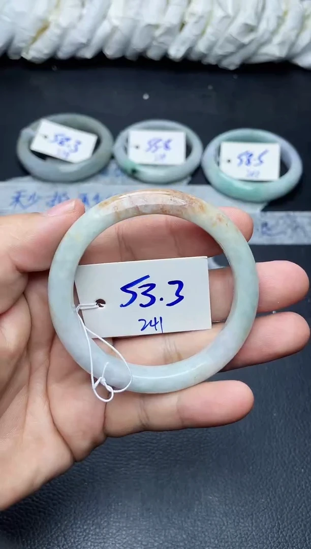 未镶嵌手镯翡翠241