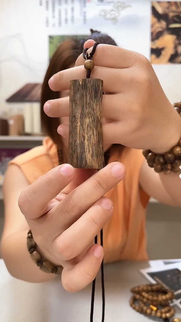 沉香吊坠棋楠随型无事牌子吊坠多样性发其一