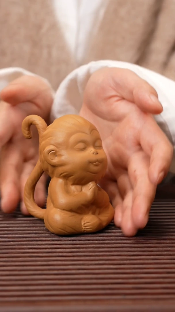 【闪购商品】紫砂茶宠黄段小猴