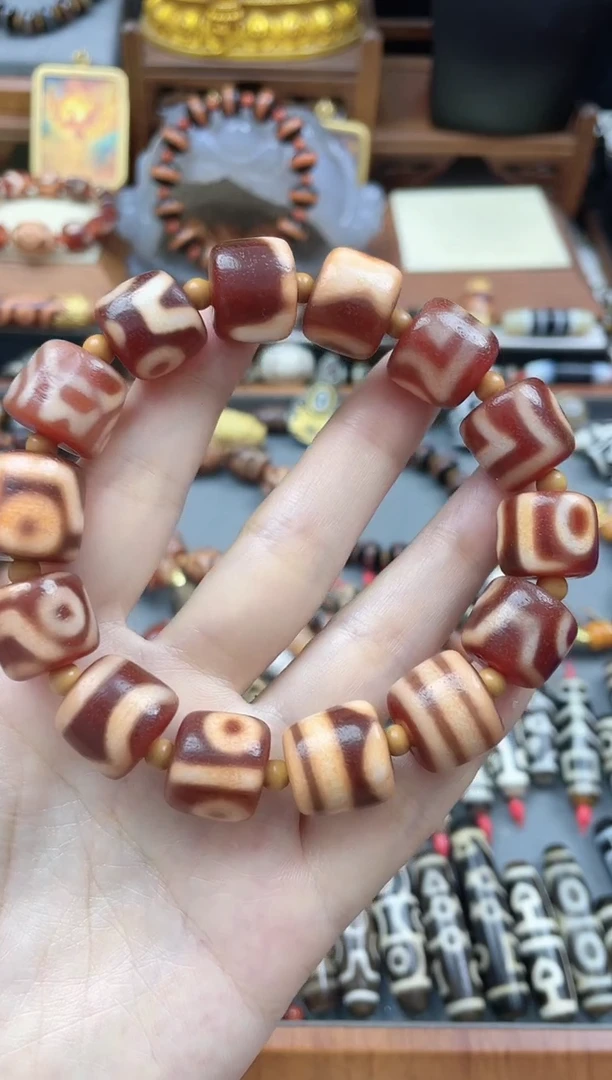 未镶嵌珠珠玛瑙/玉髓夏****儿金蟾红肉断珠手串-夏姐姐