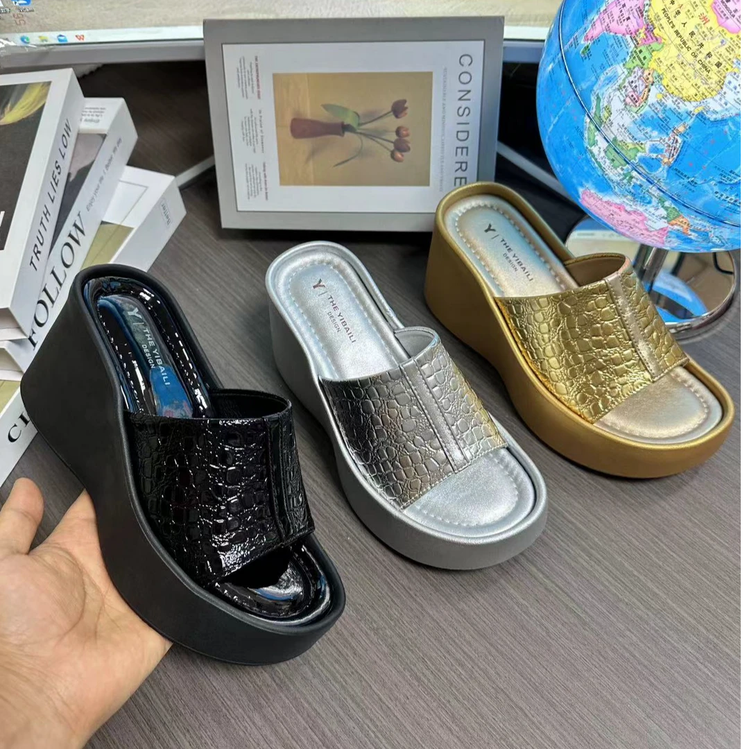 102-新款时尚拖鞋爆款休闲百搭夏季软底外穿坡跟透气