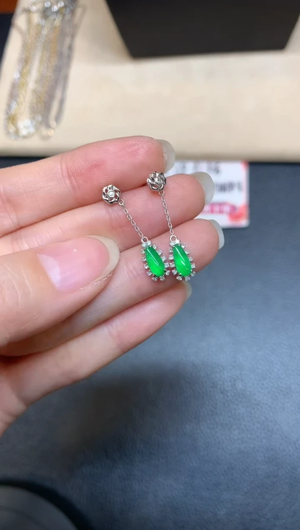 【闪购商品】翡翠耳饰18K金镶嵌【无鉴赏期