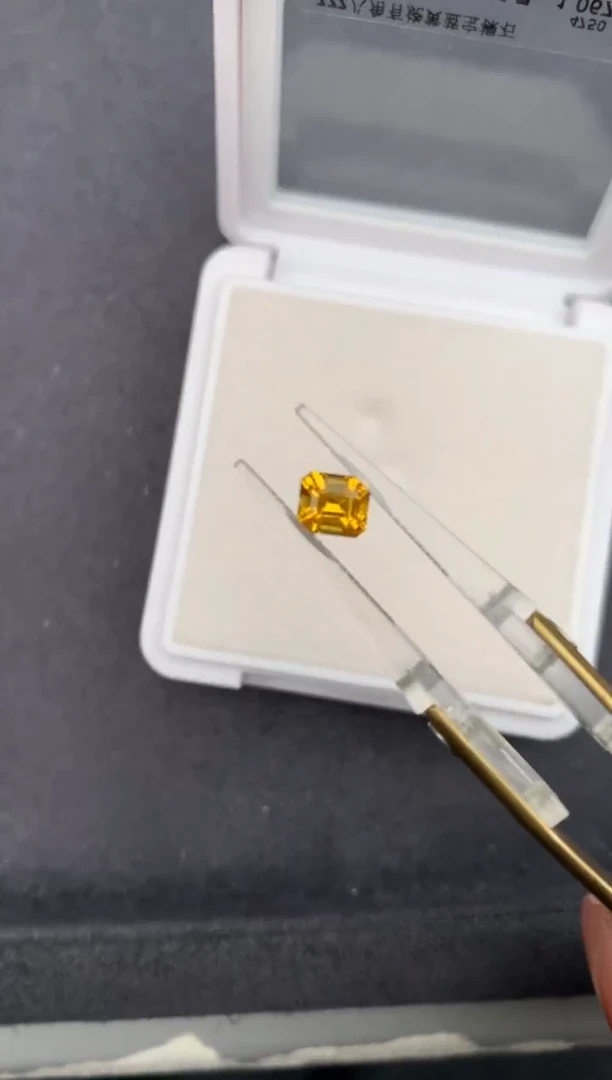 裸石彩色蓝宝石1ct黄蓝宝  定制FB