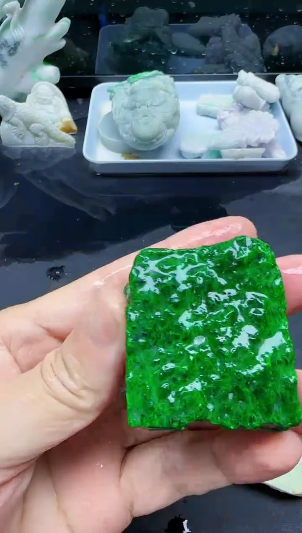 翡翠挂件未镶嵌0