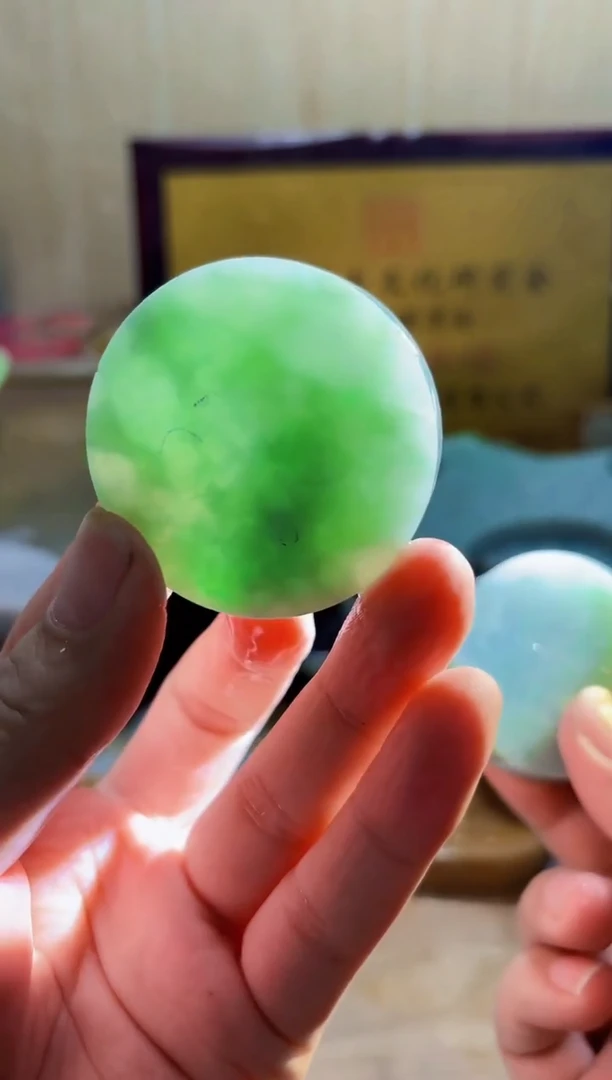 翡翠挂件未镶嵌A货常星3154
